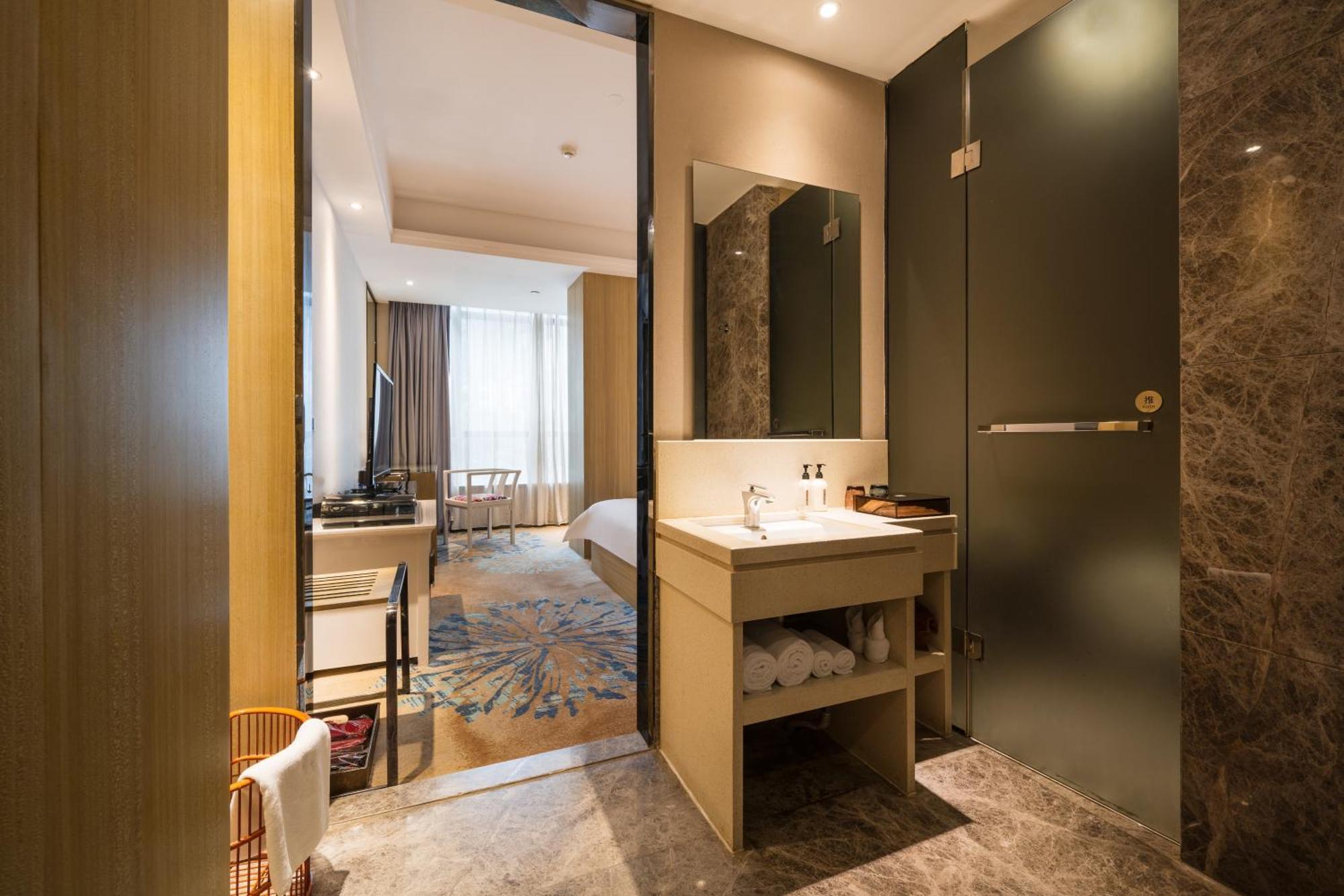 Paco Hotel Tаojin Metro Guangzhou - Free Shuttle Bus For Centen Fair ภายนอก รูปภาพ