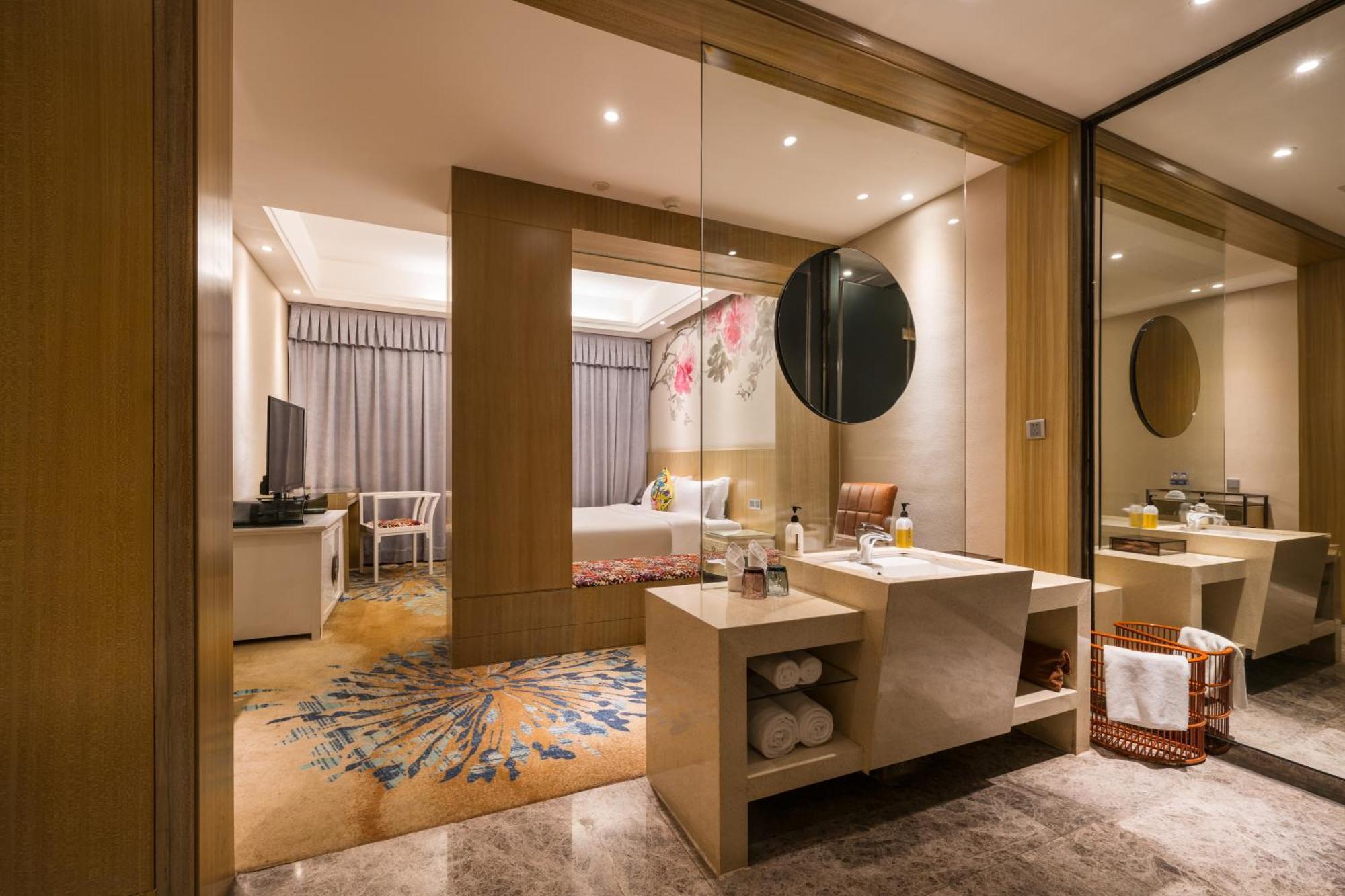 Paco Hotel Tаojin Metro Guangzhou - Free Shuttle Bus For Centen Fair ภายนอก รูปภาพ