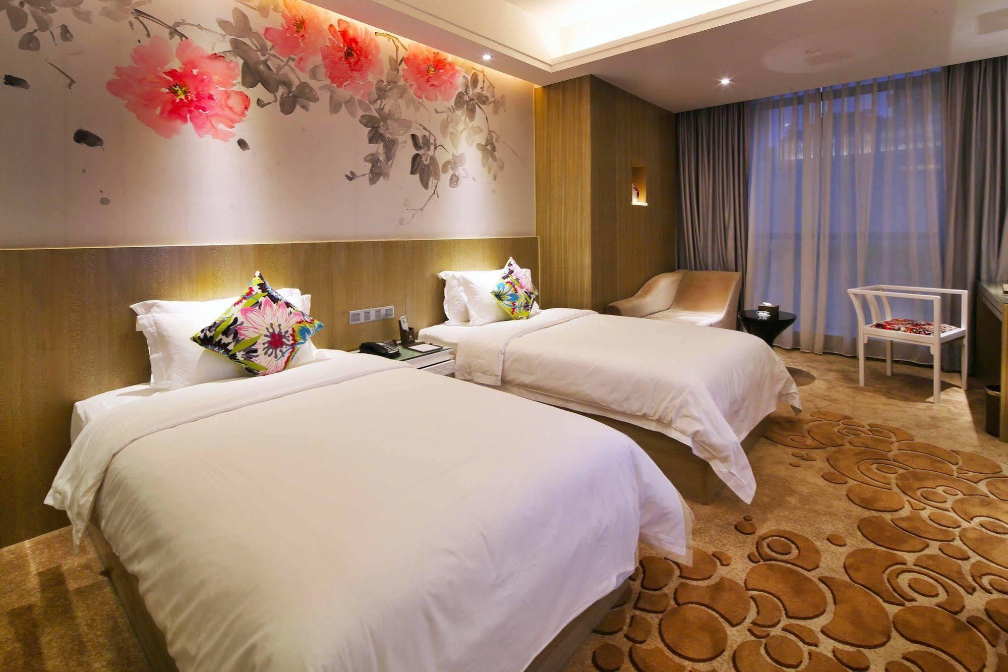 Paco Hotel Tаojin Metro Guangzhou - Free Shuttle Bus For Centen Fair ภายนอก รูปภาพ