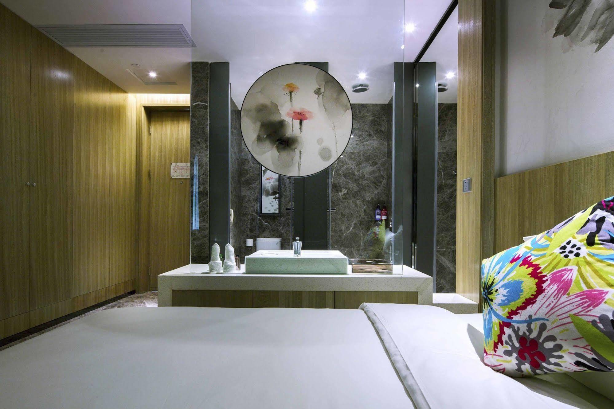 Paco Hotel Tаojin Metro Guangzhou - Free Shuttle Bus For Centen Fair ภายนอก รูปภาพ