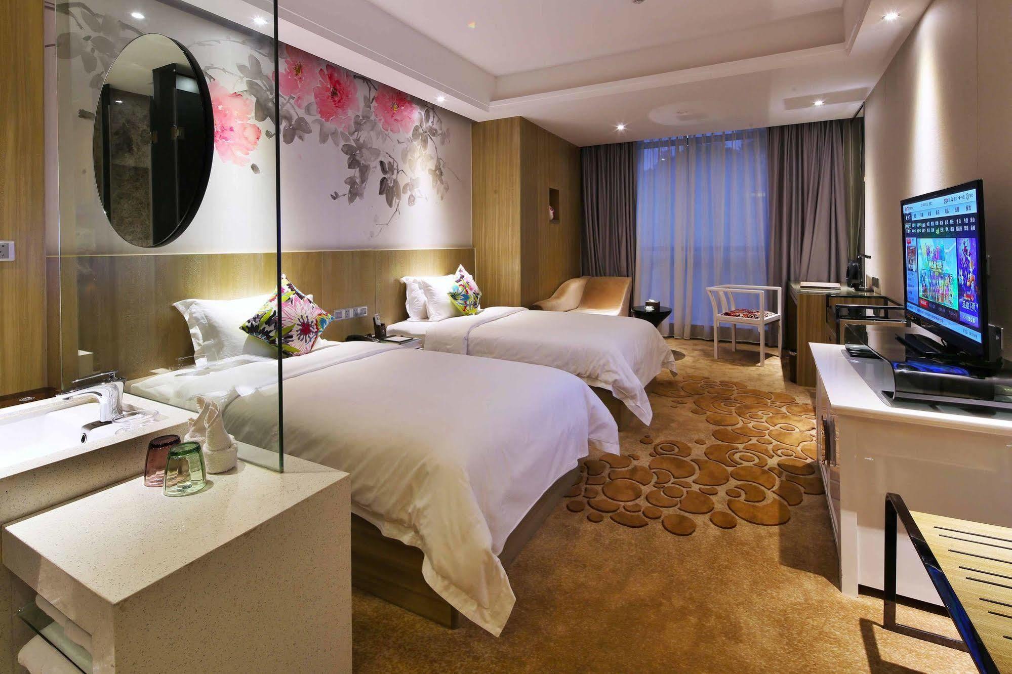 Paco Hotel Tаojin Metro Guangzhou - Free Shuttle Bus For Centen Fair ภายนอก รูปภาพ